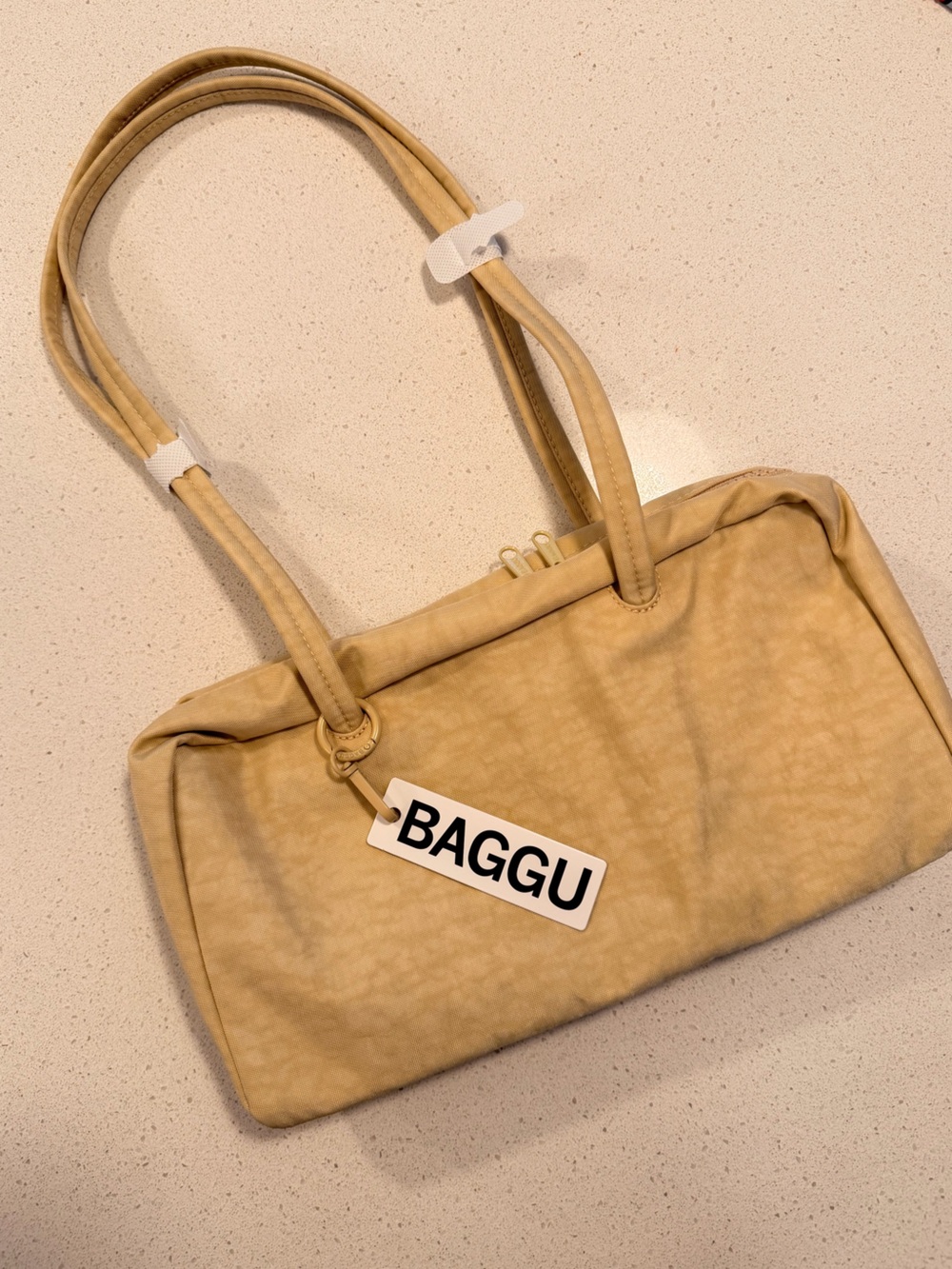 BAGGU Nylon Bowler Bag in Custard